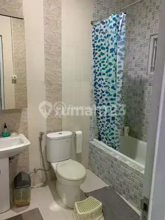 Rumah 2 Lantai Cantik Full Furnished Row Jalan Luas Catalina Gading Serpong