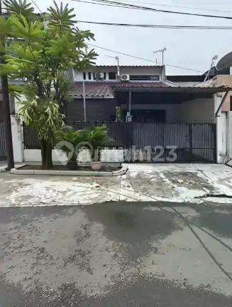 Rumah Siap Huni Dalam Komplek di Duren Sawit