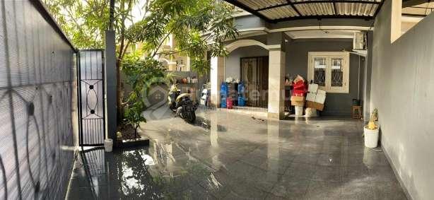 Rumah dalam cluster siap huni di Taman Palem Lestari