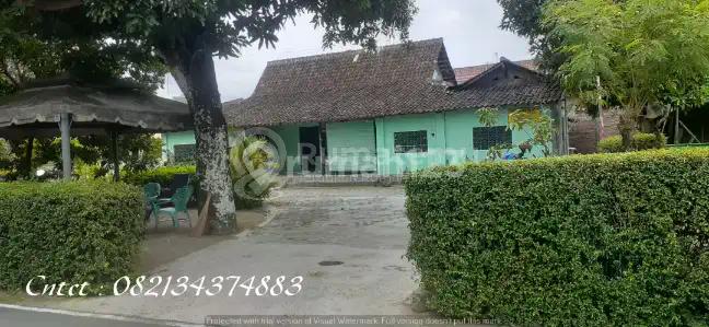 Dijual Tanah Bonus Bangunan Dekat Universitas Muhammadiyah Surakarta, Lt 442m2