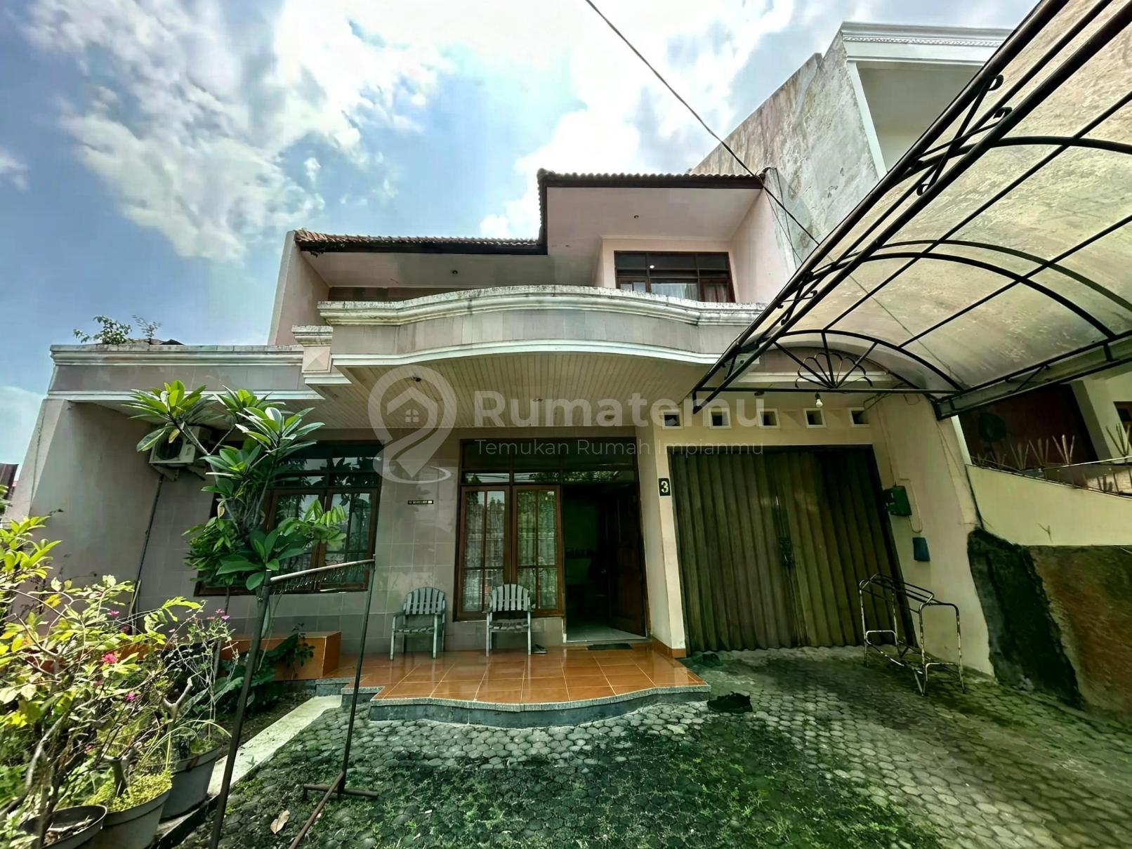 RUMAH JALAN PAMULARSIH DALAM SEMARANG JAWA TENGAH