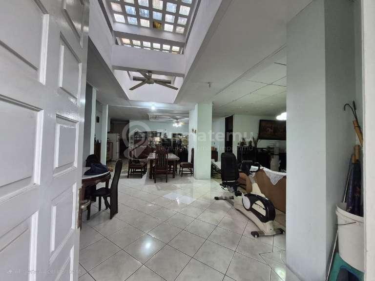 DIJUAL: Rumah Strategis di Karet Setiabudi – Kawasan Emas Jakarta Selatan