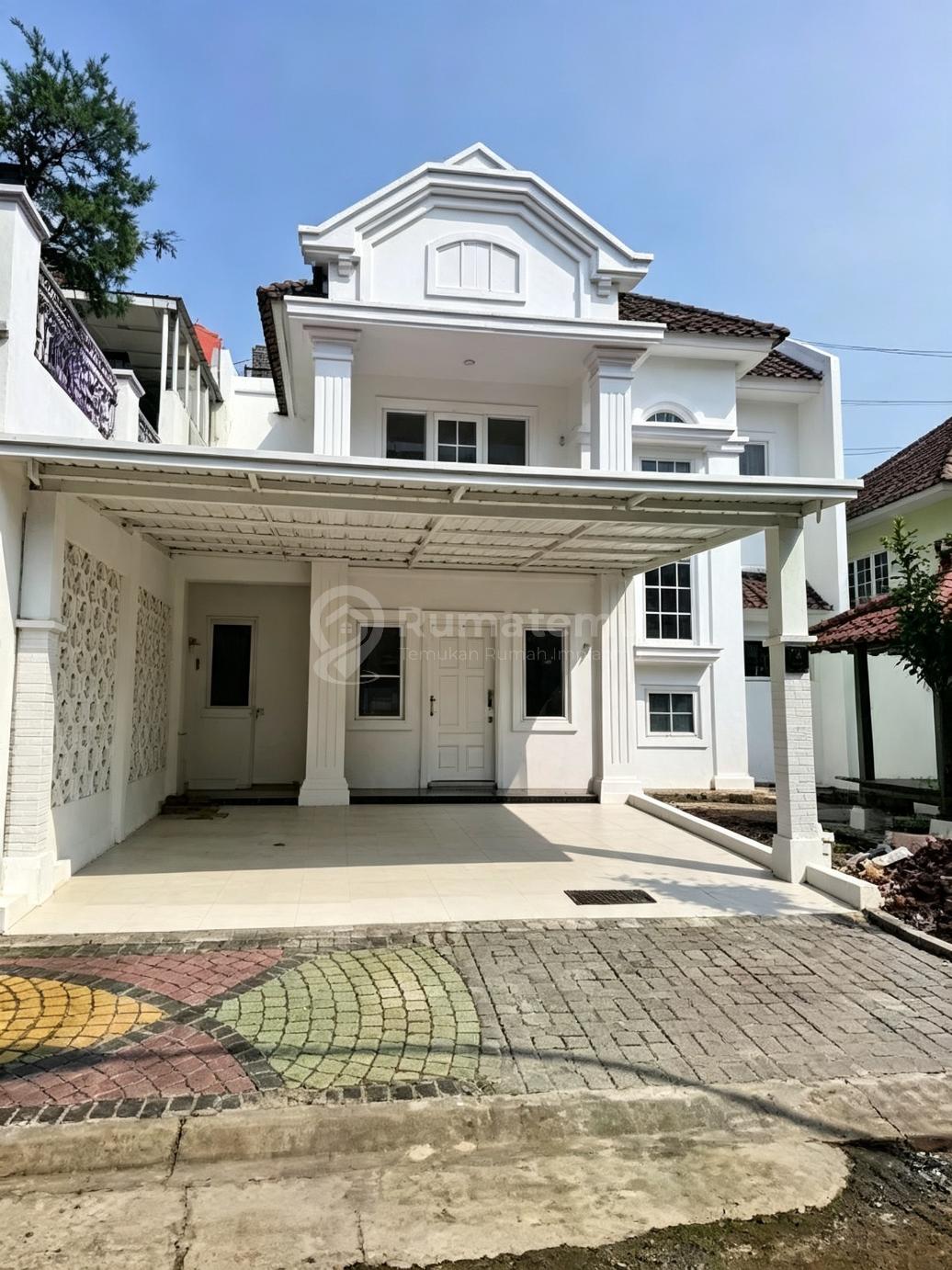 Dijual Rumah Siap Huni Renovasi Tanah Luas Legenda Wisata Cibubur