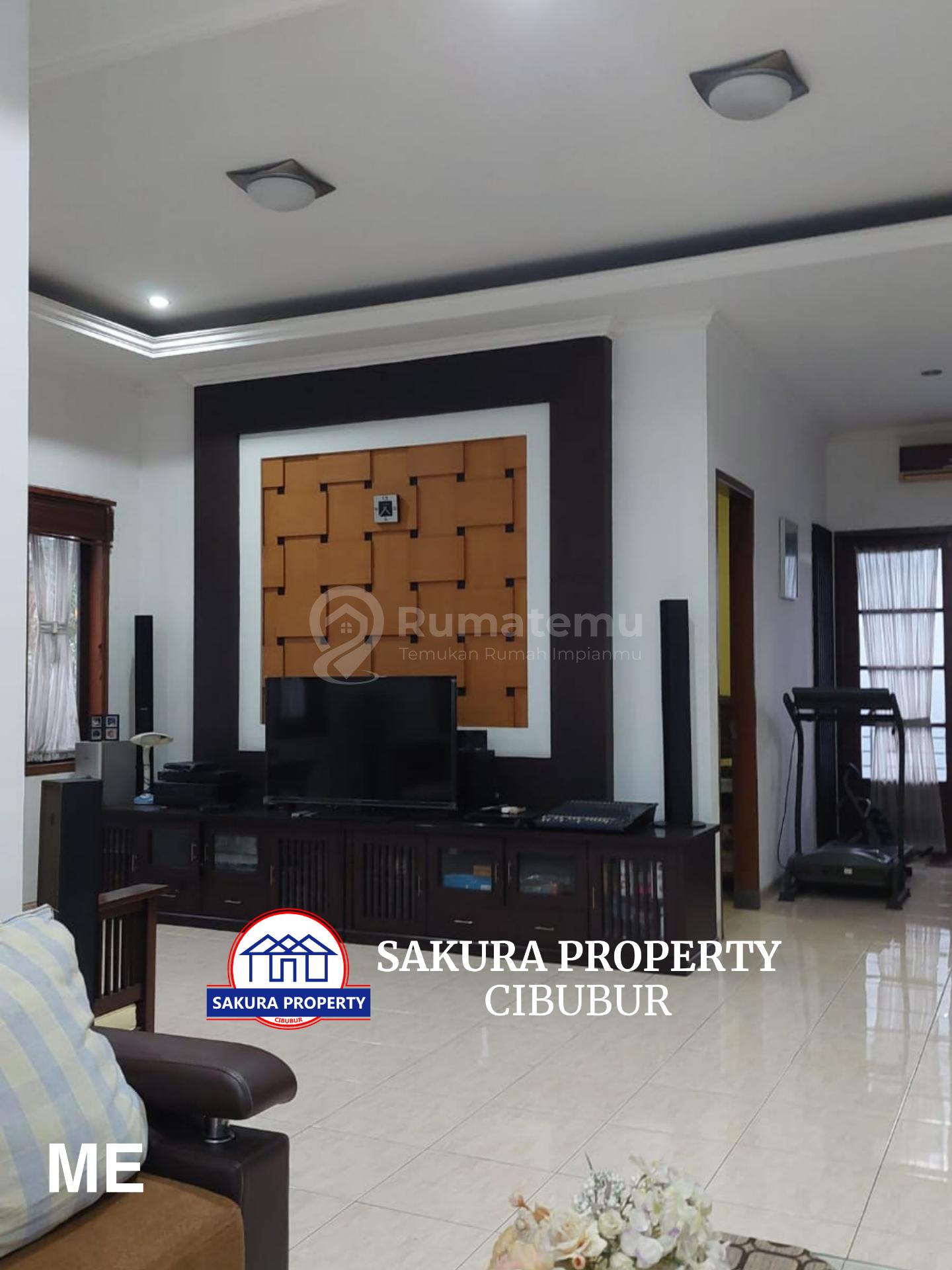 Rumah 2 Lantai di Legenda Wisata Cibubur LT 268 LB 200 siap NEGO