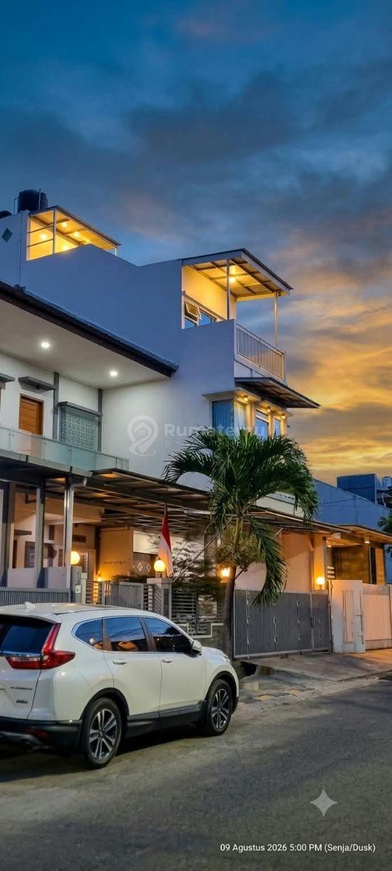 Dijual Ruko Exclusive 3 lantai Mekar Wangi Bandung 