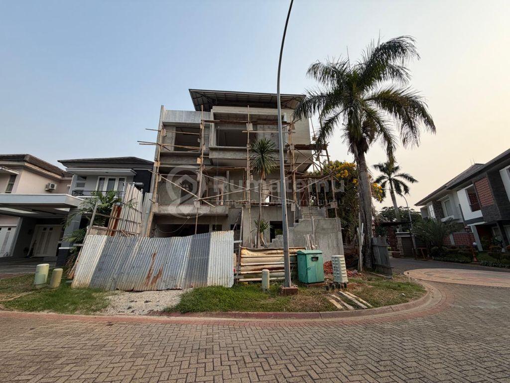Dijual rumah baru di Cluster Bahamas  Delatinos BSD