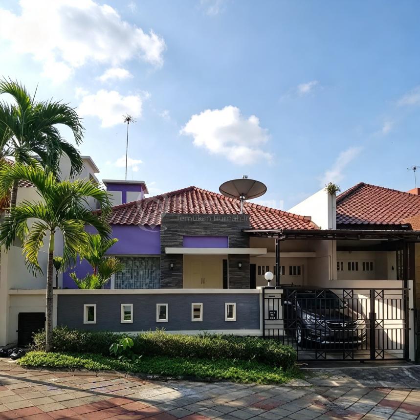 Dijual Rumah Nyaman dan Asri di Perum Graha Candi Golf Jangli Dekat Jatingaleh Semarang