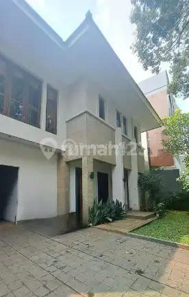 Rumah 2 Lantai Terawat bisa KPR Kerinci Kebayoran Baru Jak Sel