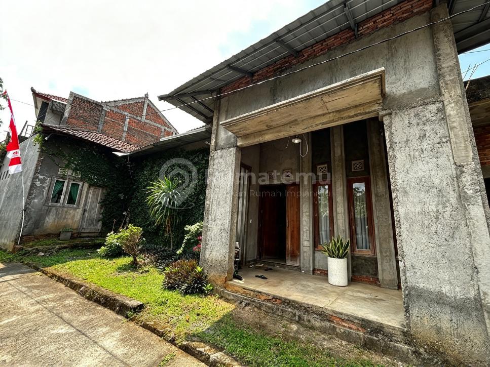 Rumah Dijual Siap Huni Bandungan, Desa Kalongan, Kec. Ungaran Timur, Kabupaten Semarang By Prabowo Siswanto Property
