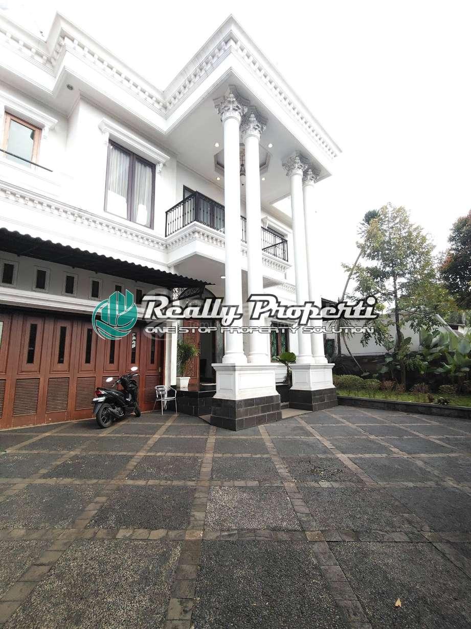 Dijual Rumah Mewah Pinggir Jalan di Bambu Apus Cipayung Jakarta Timur