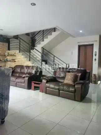 Rumah 2 Lantai Cluster Premium Strategis