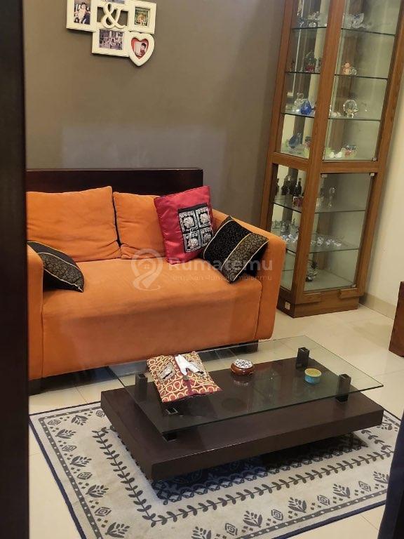 DIJUAL RUMAH MEWAH 2 LANTAI DI KOMPLEK MEKAR WANGI – BANDUNG