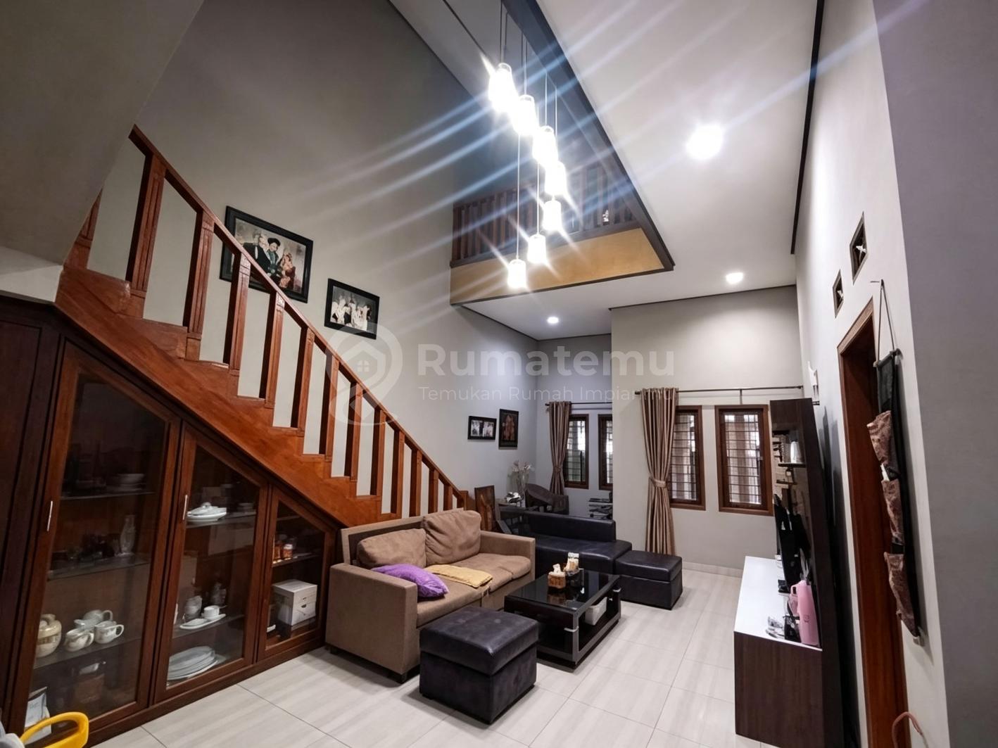 Jual Rumah Kopo Regency Sadang Dekat Taman Kopo Indah, Holis Bandung
