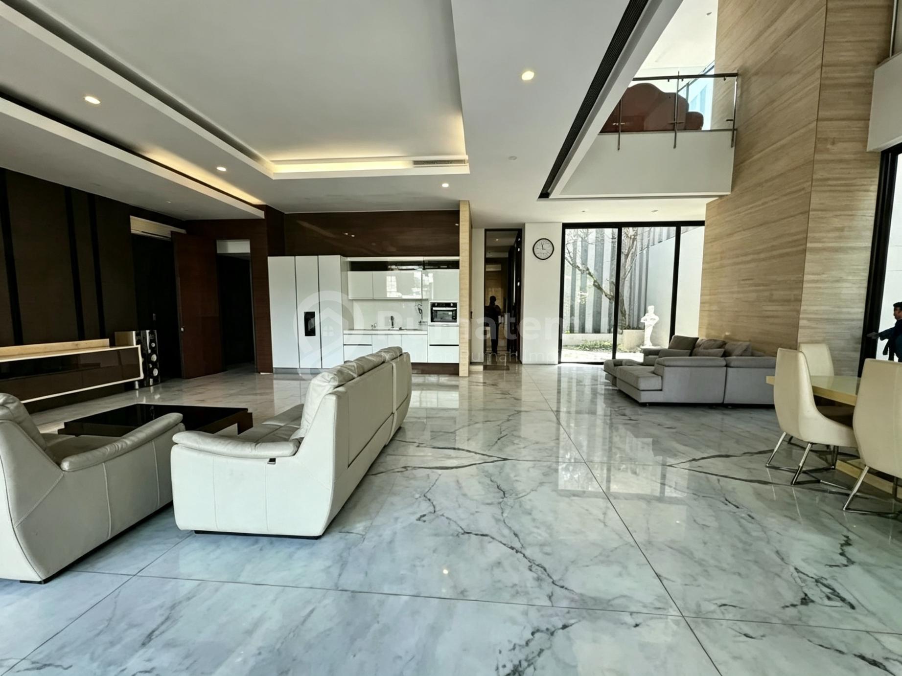 Rumah Furnished Pluit Samudra Dekat Pantai Mutiara