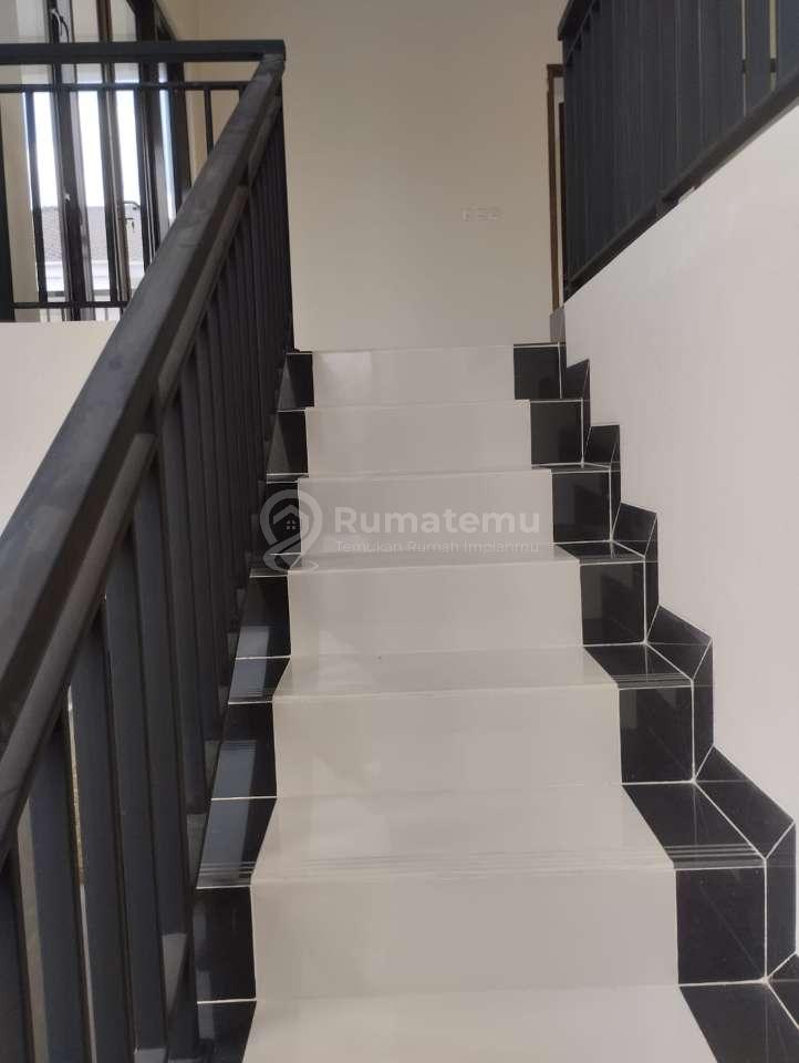 Rumah Siap Huni Cluster Depan Sentul City, Dekat ke Ah Poong