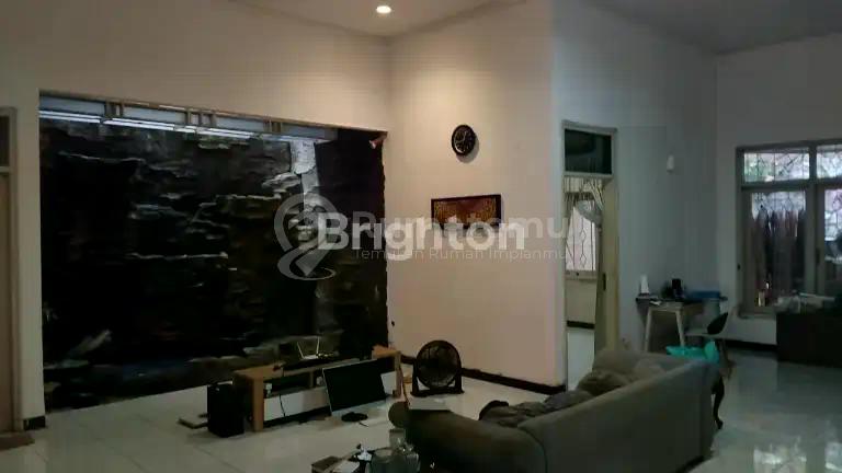 RUMAH MEWAH 4KT 3KM DEKAT AKPOL SEMARANG