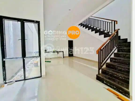 Rumah Bangunan Baru Model Minimalis Modern di Melati Mas