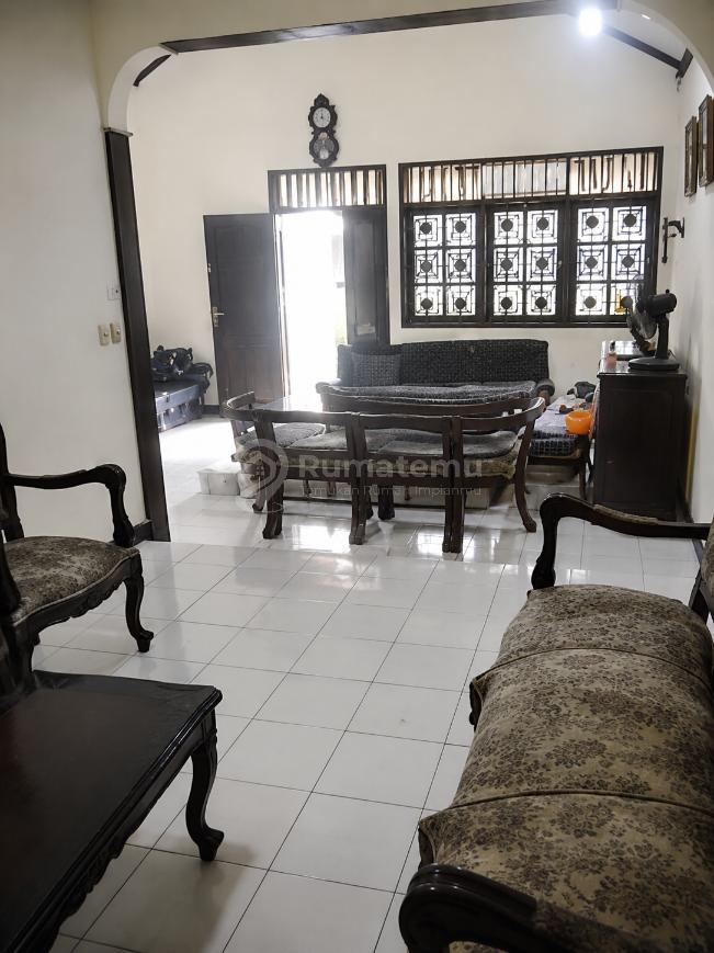 Rumah Pribadi 2 lantai tempat strategis di Sebrang Mall Kota Kasablanka Palbatu Menteng Dalam