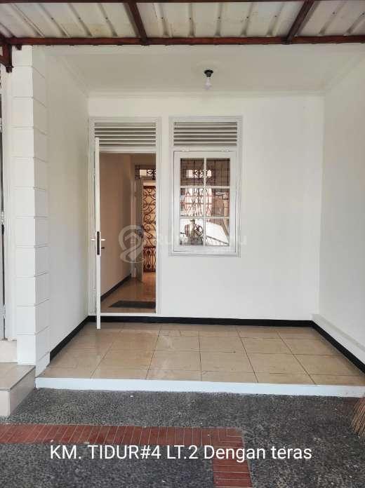 DIJUAL: Rumah Posisi Hook Luas 260m² di Cireundeu, Kawasan Tenang & Strategis Perbatasan Jaksel