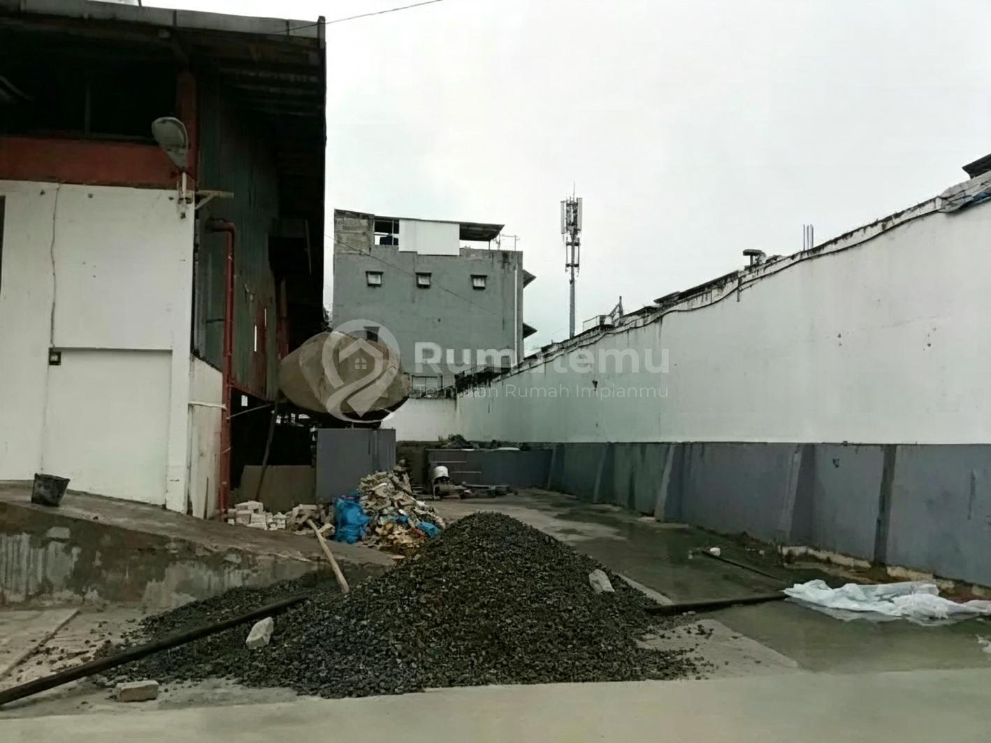 Dijual Tanah Berikut Gudang di Pluit