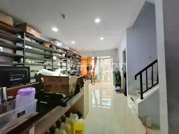 Rumah 3 Lantai Siap Huni di Park Residence Taman Surya Cengkareng Kalideres Jakarta Barat