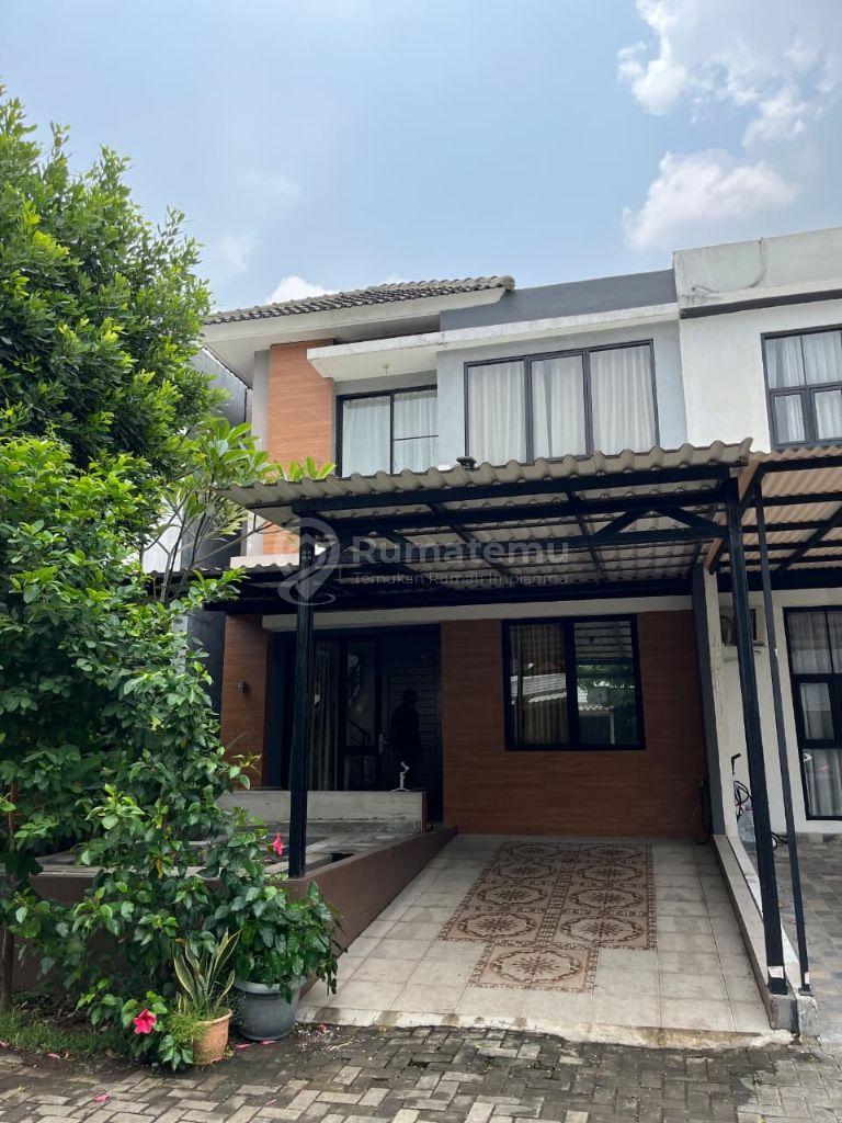 Rumah Modern 2 Lantai Nyaman Furnished di Azalea Gading Serpong