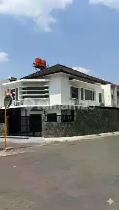 Rumah 2 Lantai Di Pasir Salam Buah Batu Bandung Luas Tanah 220m2 Luas Bangunan 300m2.harga 3,65miliar