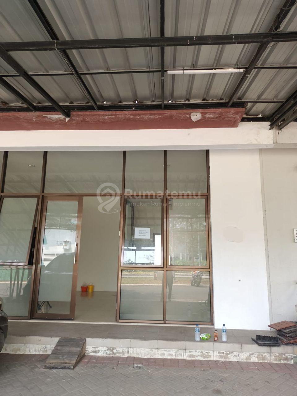 Ruko Savoy di JGC Cakung Jakarta Timur