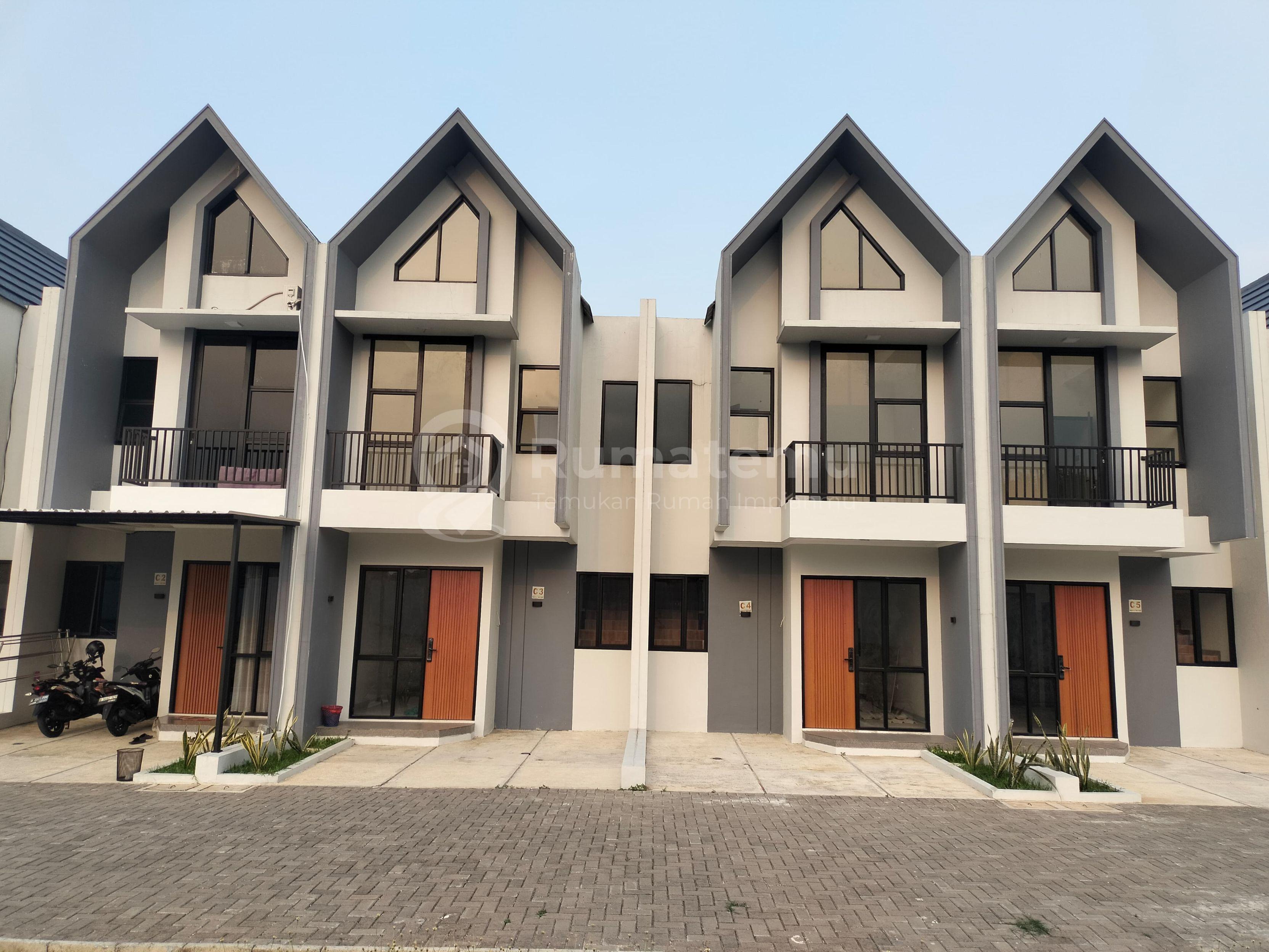 Rumah 2 Lantai Siap Huni 1 M di Pamulang, Tangerang Selatan