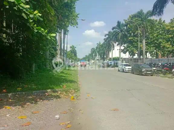 Taman Tekno Gudang 3 Lantai Dilengkapi Lift Kapasitas 2Ton