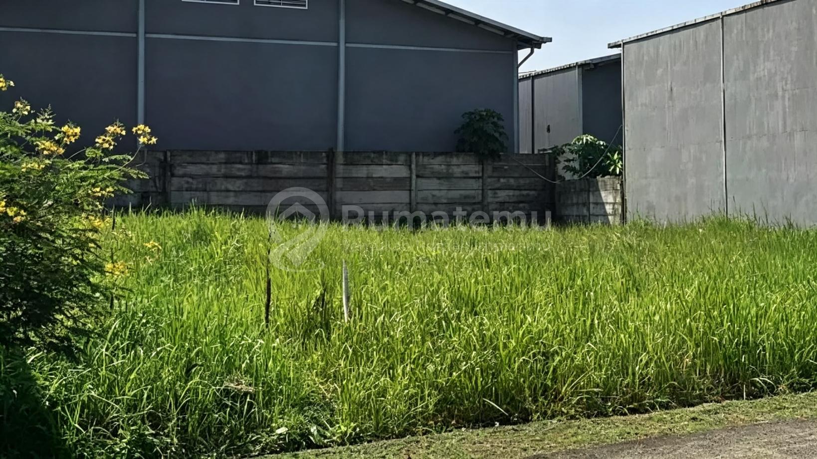 Kavling Kotak di Pwrgudangan dan Industri Sigma Kartika Gunung Sindur 600M2 Harga 3,5Juta Permeter