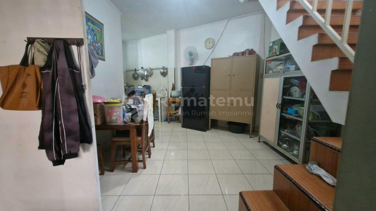 Rumah 2 Lantai Taman Harapan Baru | LT 97m² / LB 84m² | Listrik Pascabayar (Bukan Token) | 919 Juta Nego