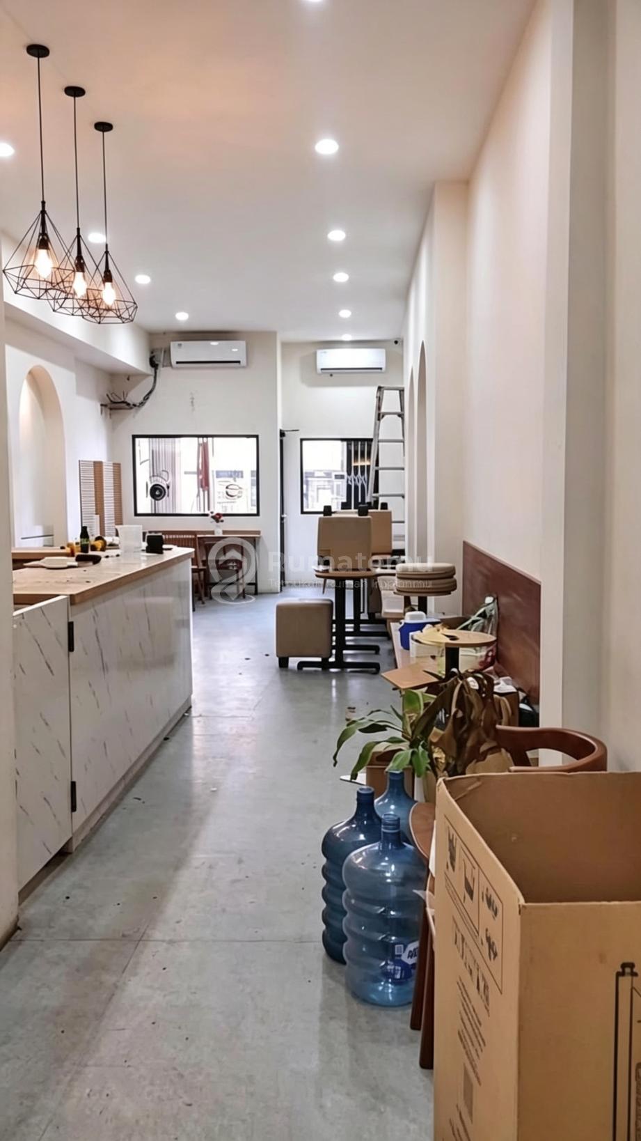 Disewakan ruko Semi furnished di Kemanggisan, Palmerah, Jakarta Barat