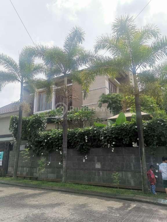 Taman holis indah 2 Posisi Hook