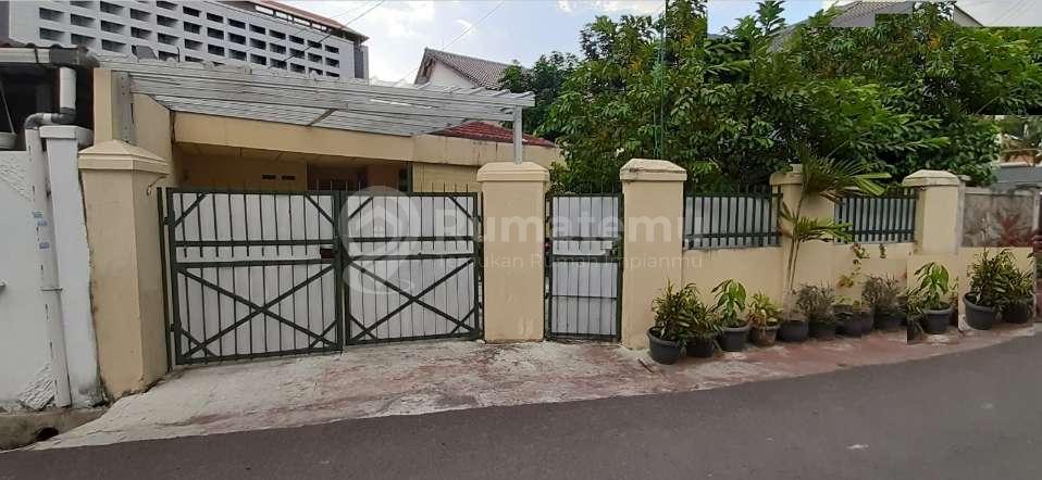 Rumah di Menteng Dalam Hanya 350 Meter dari Bidakara