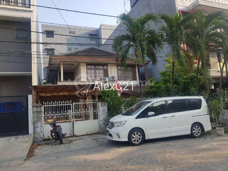 Dijual rumah Tanjung Duren Akses jalan 3 mobil, Graogol Petamburan, Jakarta Barat