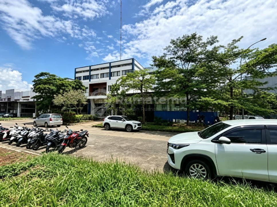 Gudang 3 Lantai Posisi Hoek Luas 490 Meter Harga 18.5 M Taman Tekno Bsd