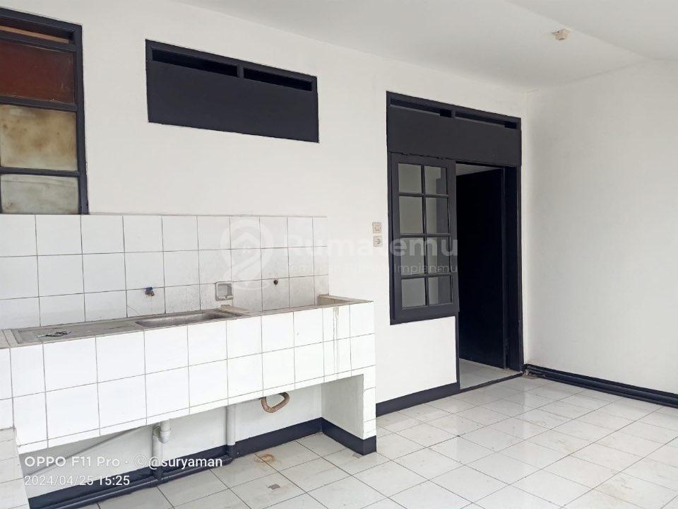 Tetangga Kiri Untung, Tetangga Kanan Ramai, Tengahnya Bisnis Anda