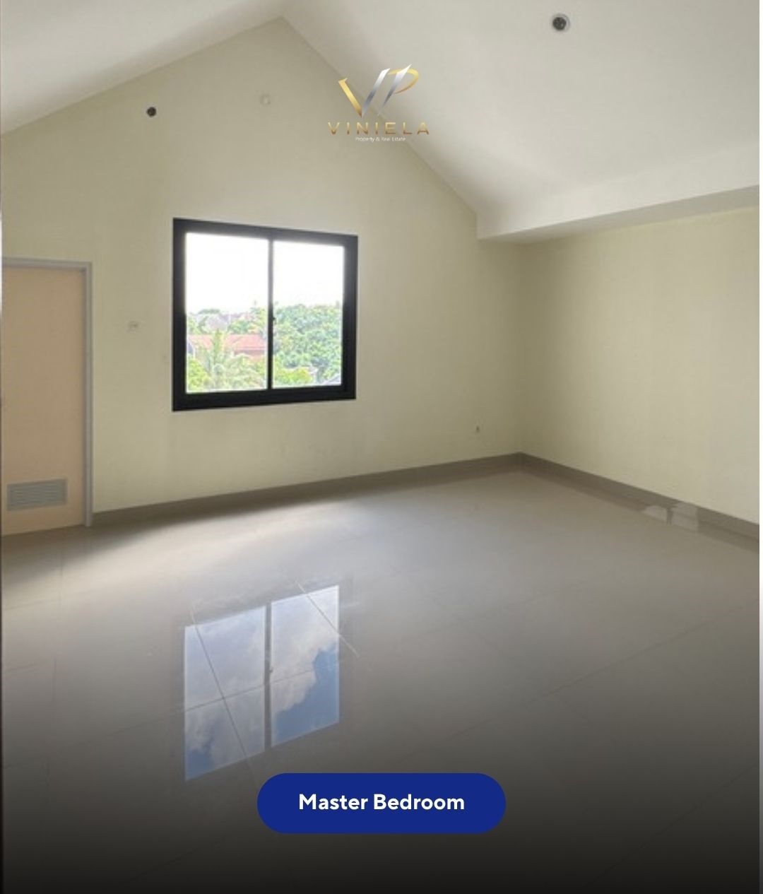 Rumah Tropis Modern Jakarta Timur