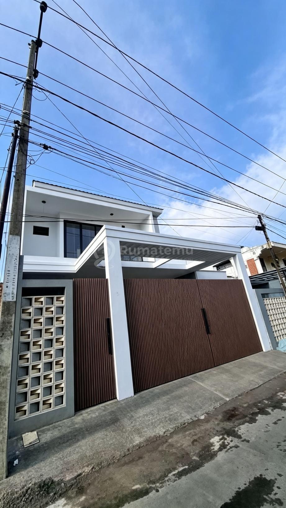 Jual Rumah Kekinian Riung Bandung Cipamokolan Dekat Metro Margahayu Bandung