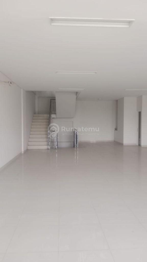 Ruko 4,5 Lantai Di Orchard Kelapa Gading