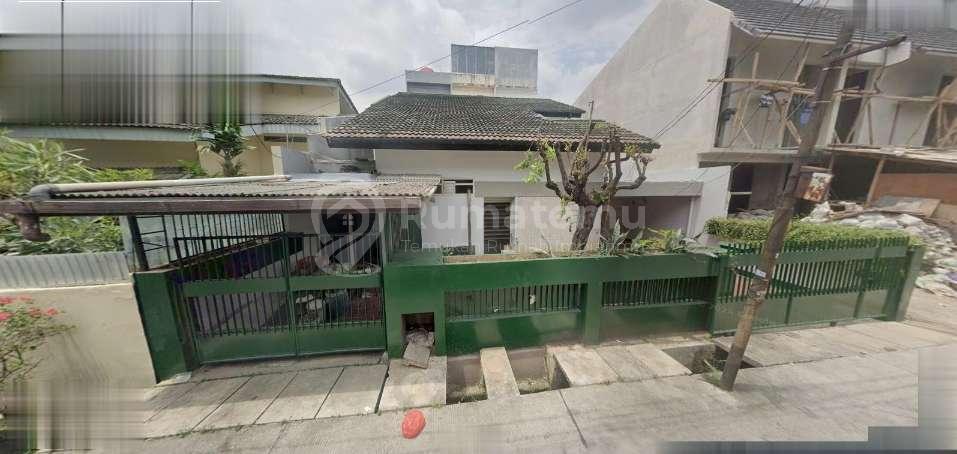 Jual rumah siap huni unfurnish akses jalan 2 mobil di Jelambar, Grogol Petamburan, Jakarta