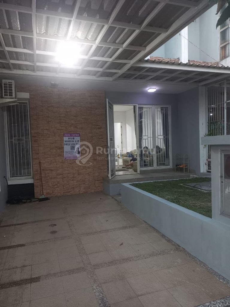 Dijual Rumah Semi Furnished Bagus di Harapan Indah Bekasi Cluster Vasana