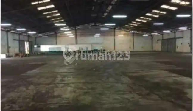 Gudang 6000 Meter Di Cakung Cilincing Dengan Loading Dock