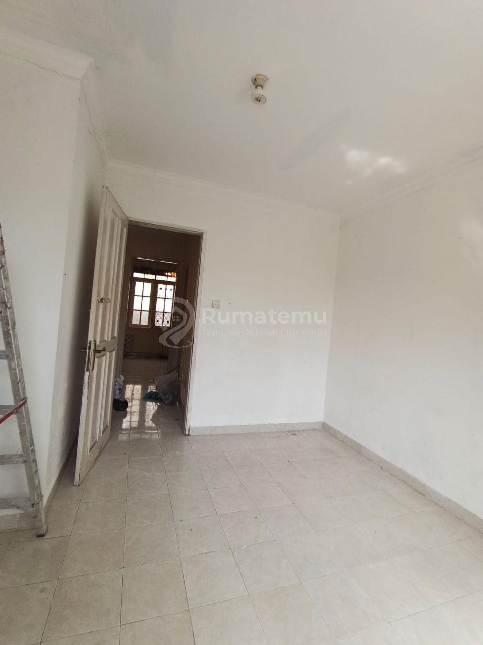 Disewakan Rumah di Mutiara Taman Palem