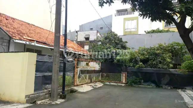 Rumah Hitung Tanah Tomang Jakbar! Luas 256M² SHM Bebas Banjir, Jual 6M Saja!