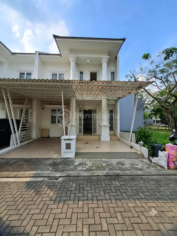 Dijual Rumah Asri Ready Huni di Vanya Park BSD City - Dijual Cepat Lokasi Strategis