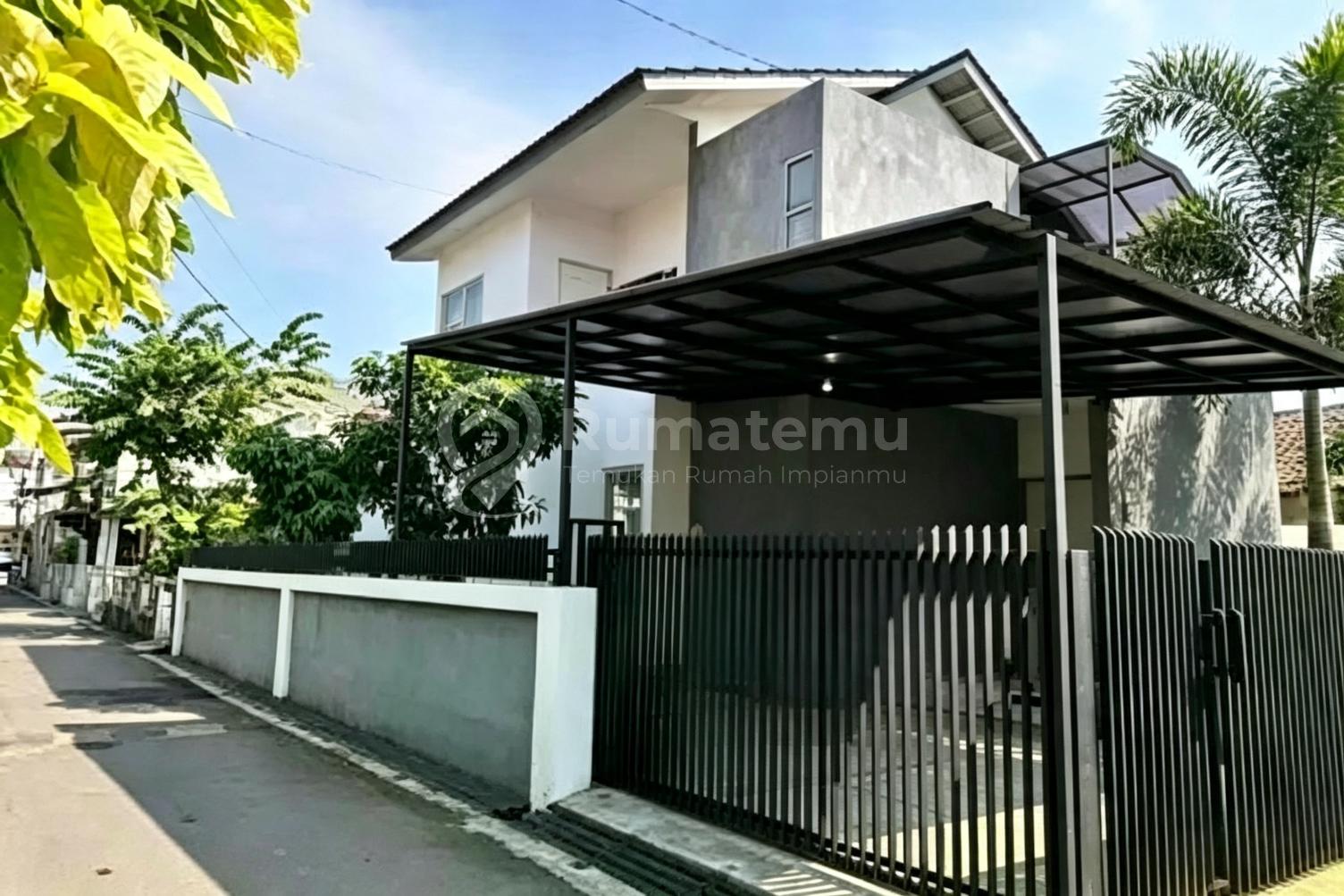 Dijual Rumah di Cluster Cipamokolan Soekarno Hatta Bandung