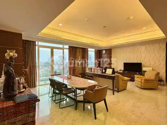 Experience Resort Living: Dijual Botanica 2+1Br, Luxurious Tropical Living