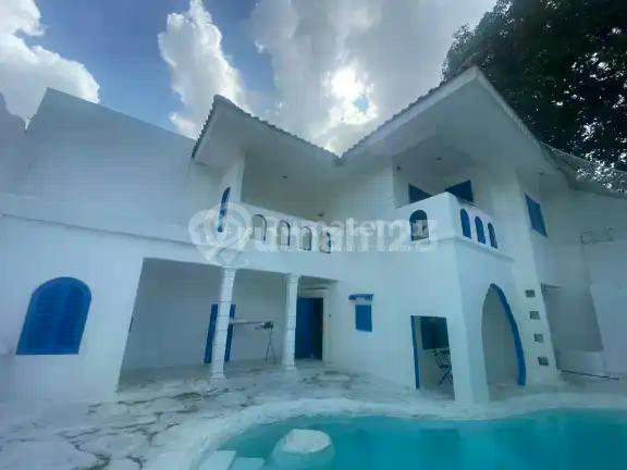 Disewakan/Dijual Rumah Studio di Cipete Utara Kebayoran Baru Jakarta Selatan